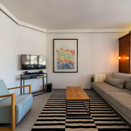 Modern Apartment With Free Parking 奥斯滕德 外观 照片
