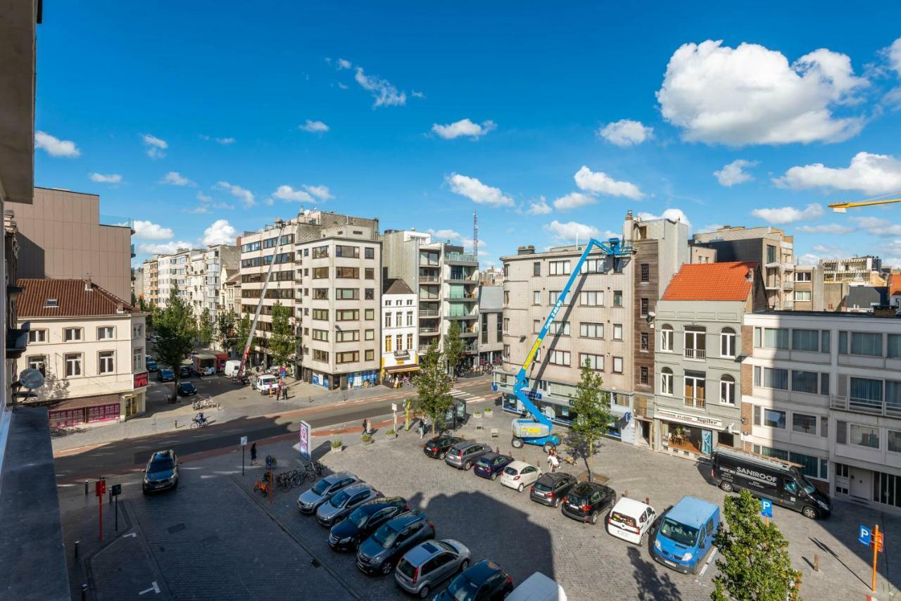 Modern Apartment With Free Parking 奥斯滕德 外观 照片